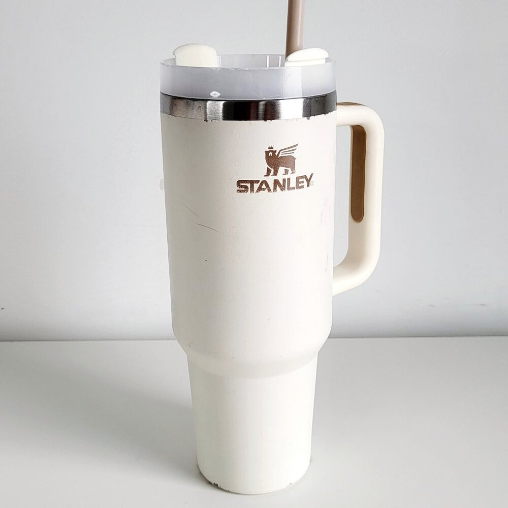 Stanley 40oz Adventure Quencher Cream Tumbler with Handle - Picture 7 of 14